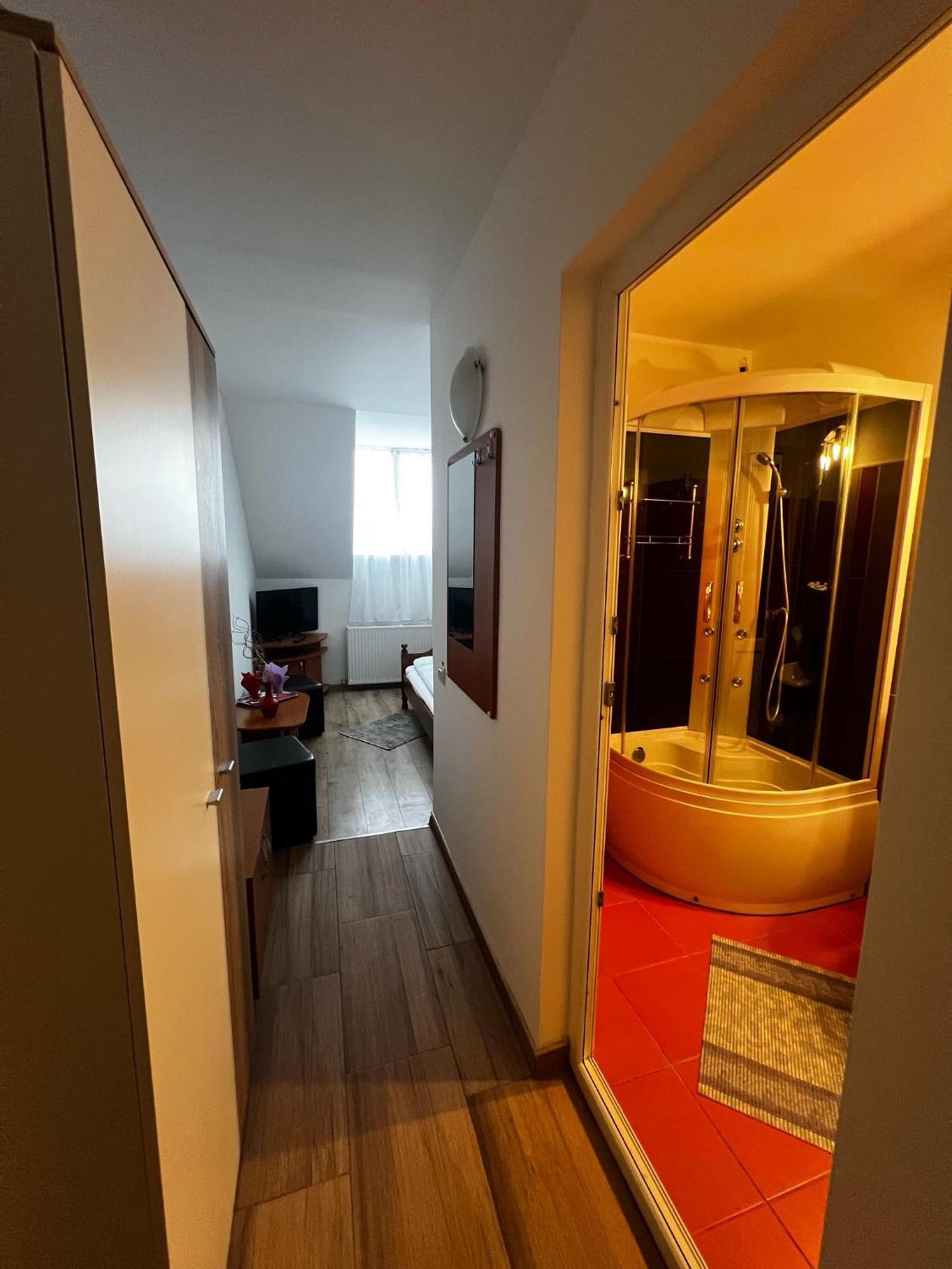 Motel Gela Inoc Εξωτερικό φωτογραφία